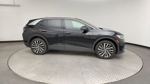 Used 2023 Volkswagen ID.4 Pro S Plus AWD/4WD image 9
