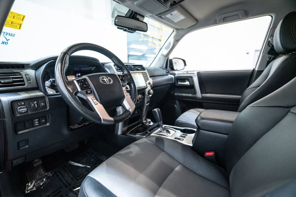 Used 2024 Toyota 4Runner SR5 Premium AWD/4WD image 4