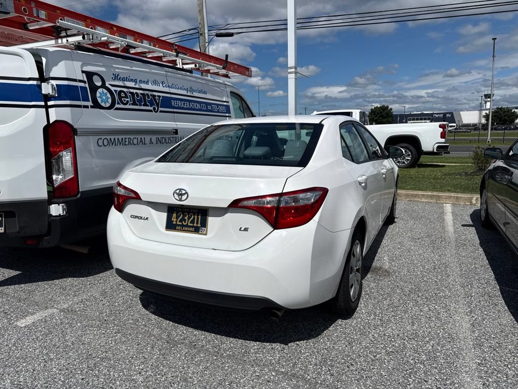 Used 2016 Toyota Corolla LE FWD image 4