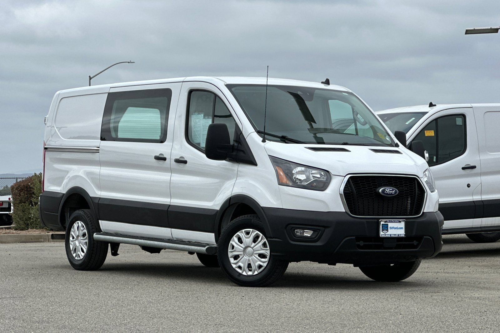 Used 2025 Ford Transit 250 Low Roof w/ Exterior Upgrade Package RWD image 2