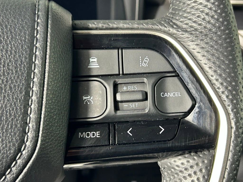 Used 2024 Toyota Sequoia Limited image 34