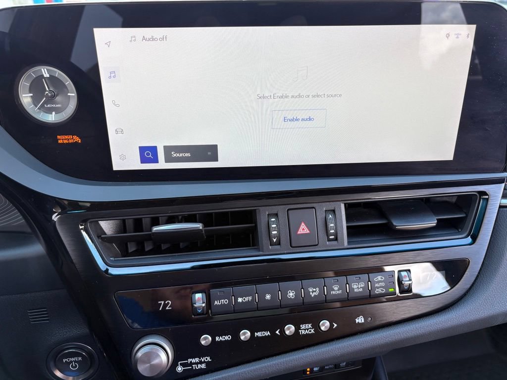 Used 2024 Lexus ES 300h w/ Premium Package FWD image 27