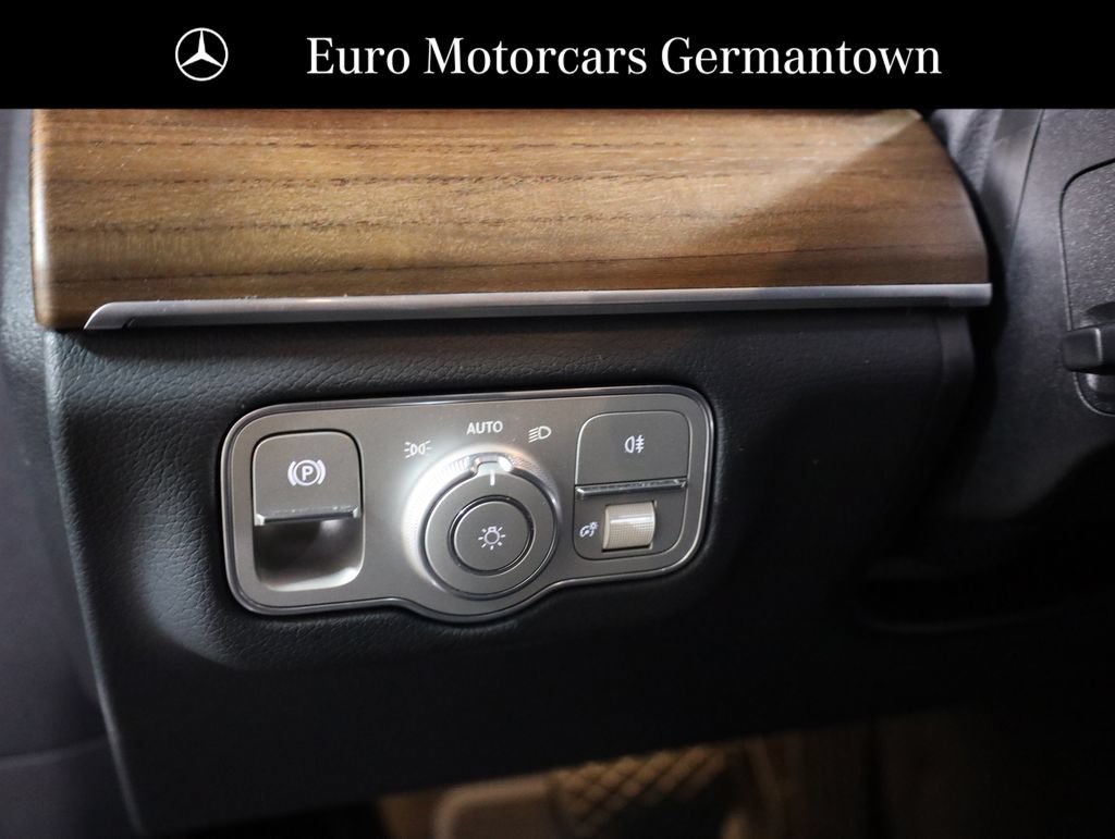 Certified 2026 Mercedes-Benz GLE 350 4MATIC image 11