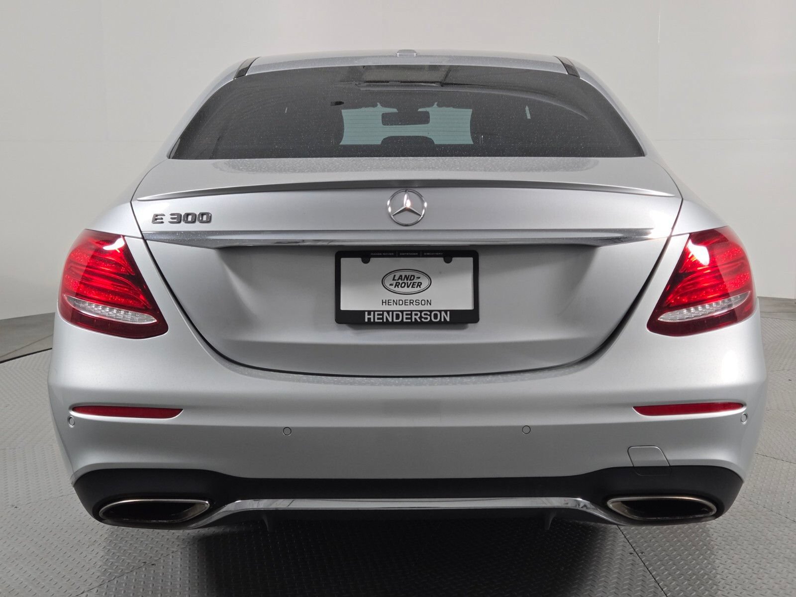 Used 2017 Mercedes-Benz E 300 image 7