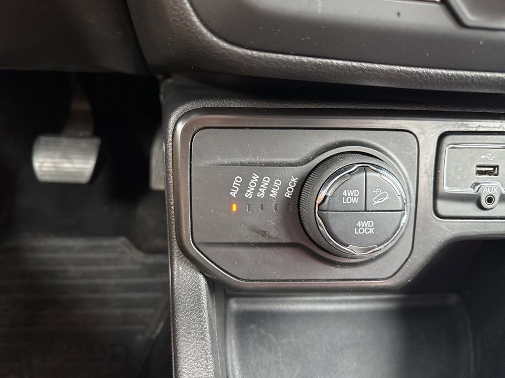 Used 2022 Jeep Renegade Trailhawk image 29