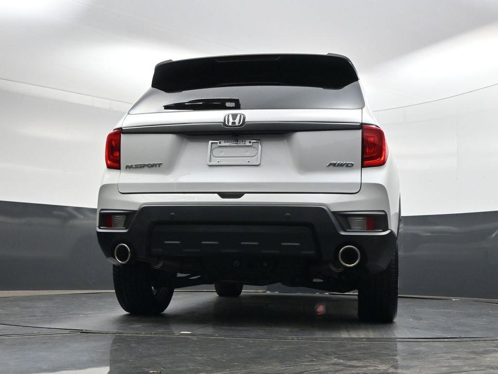 Used 2023 Honda Passport EX-L image 32