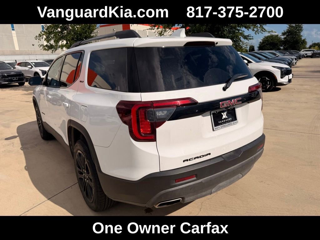 Used 2023 GMC Acadia SLT w/ Elevation Edition FWD image 2