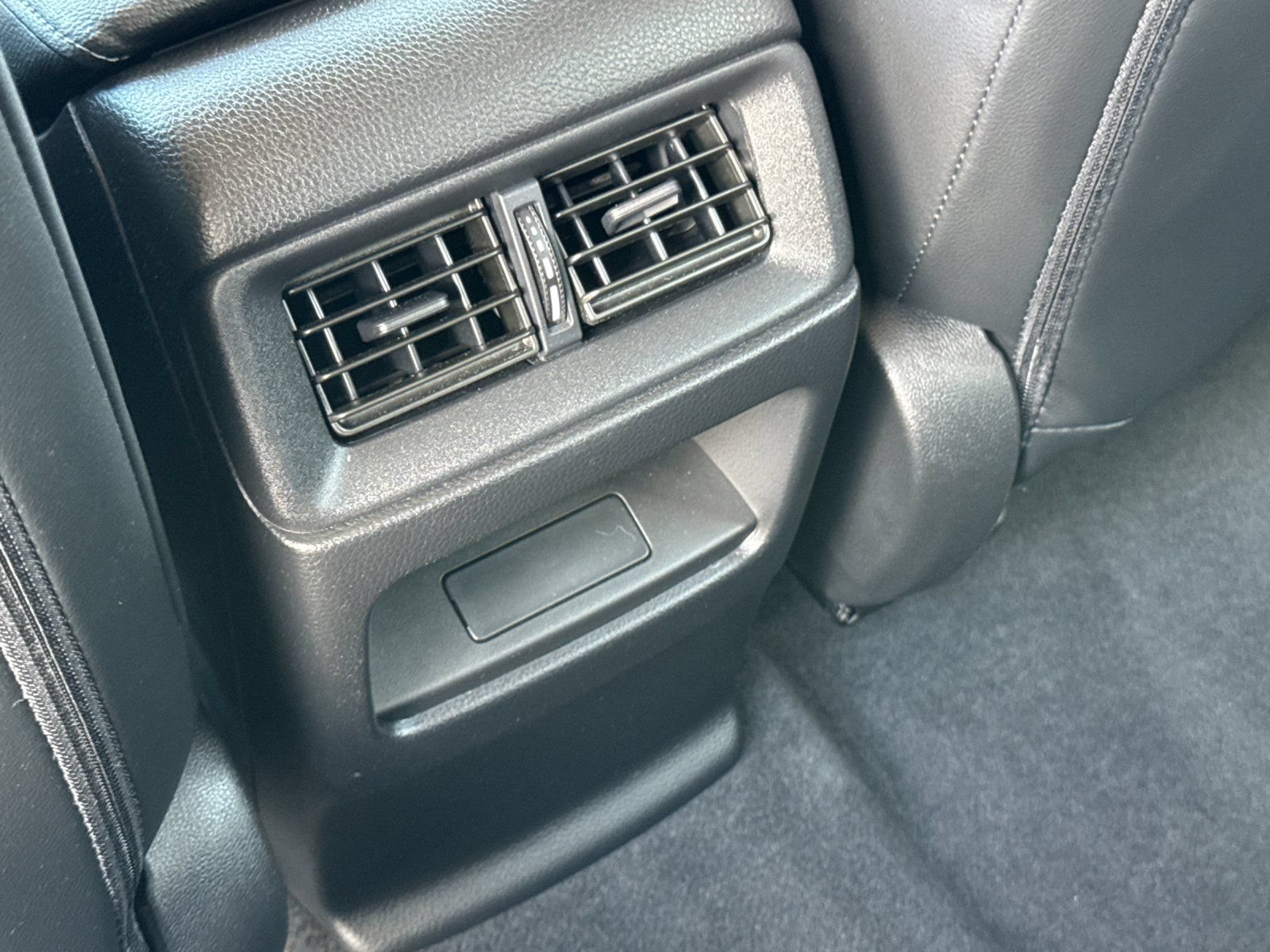 Used 2023 Honda CR-V EX-L image 17