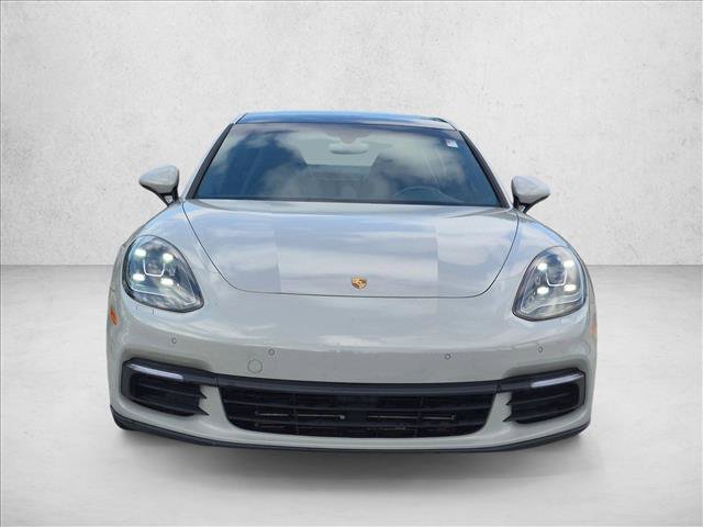 Used 2018 Porsche Panamera image 2