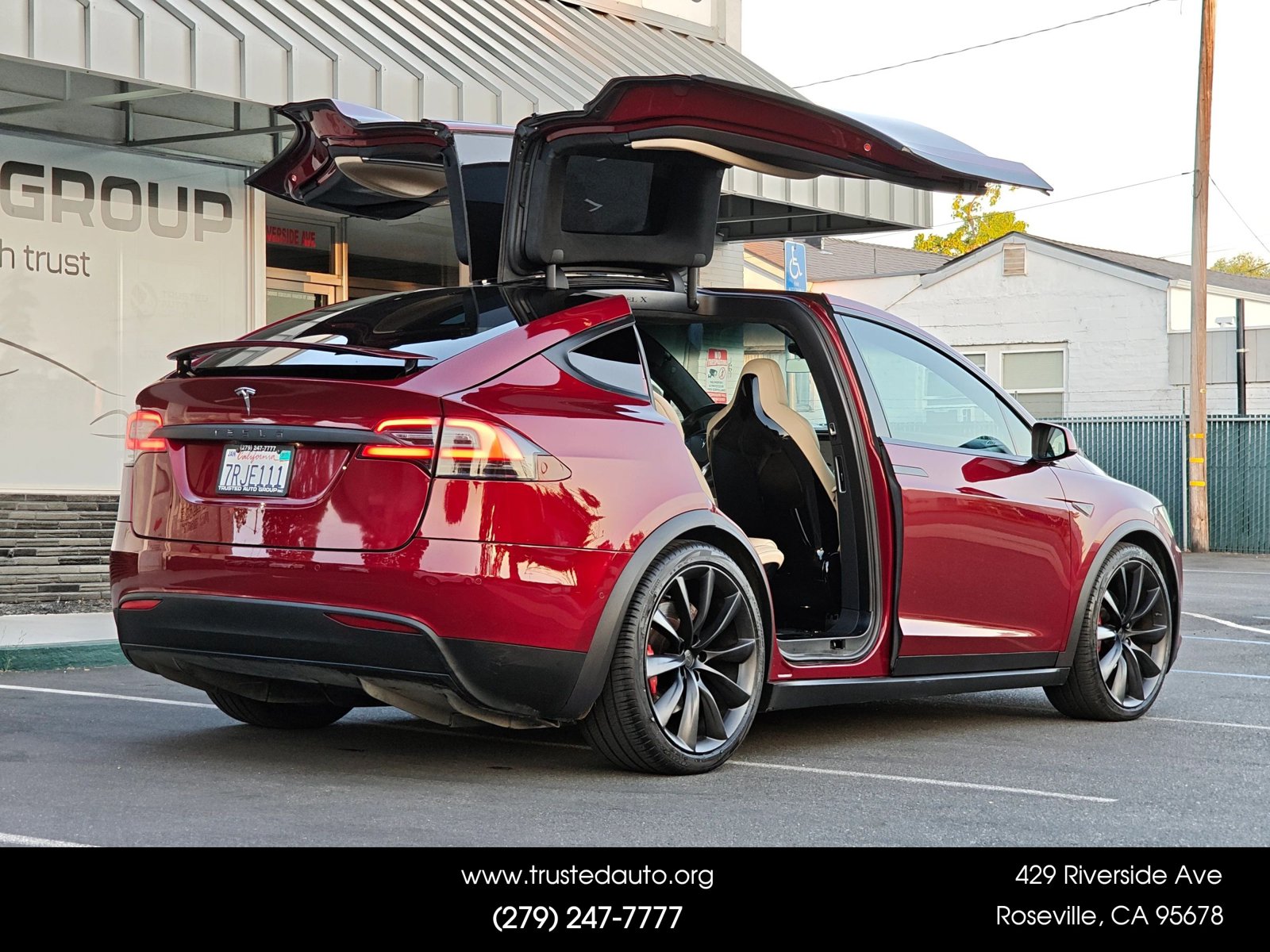 Used 2016 Tesla Model X Performance AWD/4WD image 18