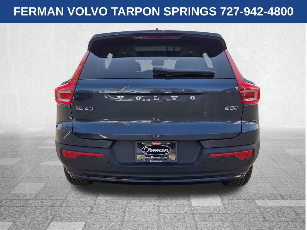 New 2026 Volvo XC40 B5 Core image 7