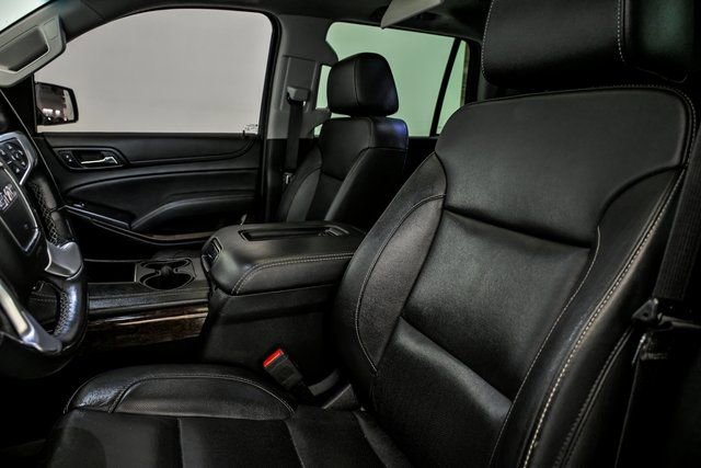 Used 2020 GMC Yukon SLT w/ Premium Edition image 14