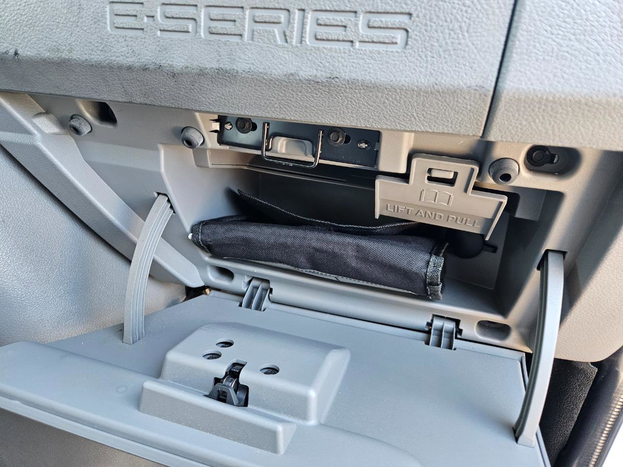 Used 2012 Ford E-350 and Econoline 350 Super Duty w/ PWR Locks & Windows Group image 19