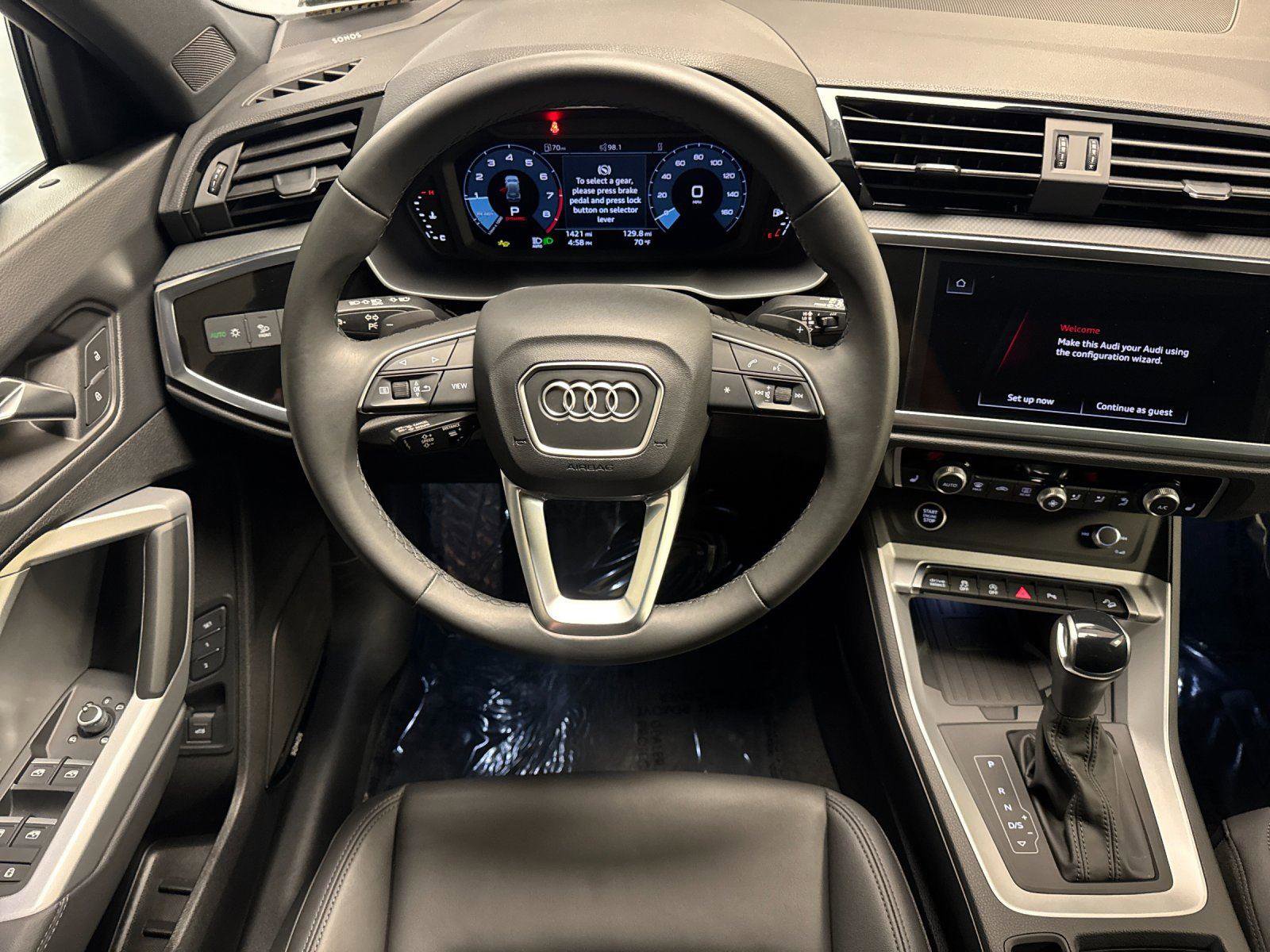 Certified 2025 Audi Q3 2.0T Premium w/ Convenience Plus Package image 14