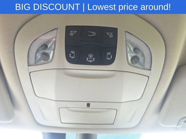 Used 2022 Chrysler Pacifica Touring-L FWD image 34