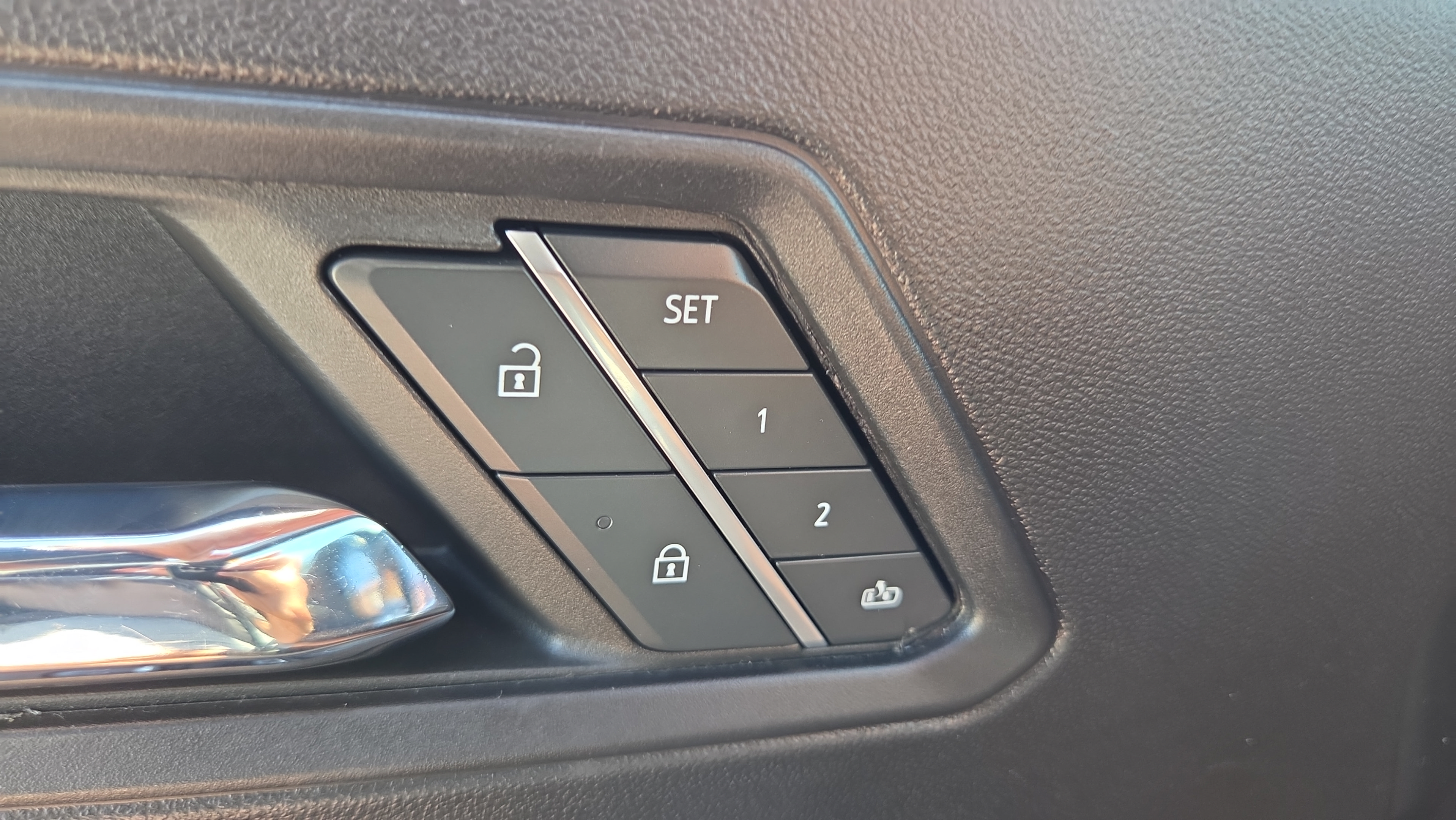 Used 2023 GMC Canyon Denali AWD/4WD image 31