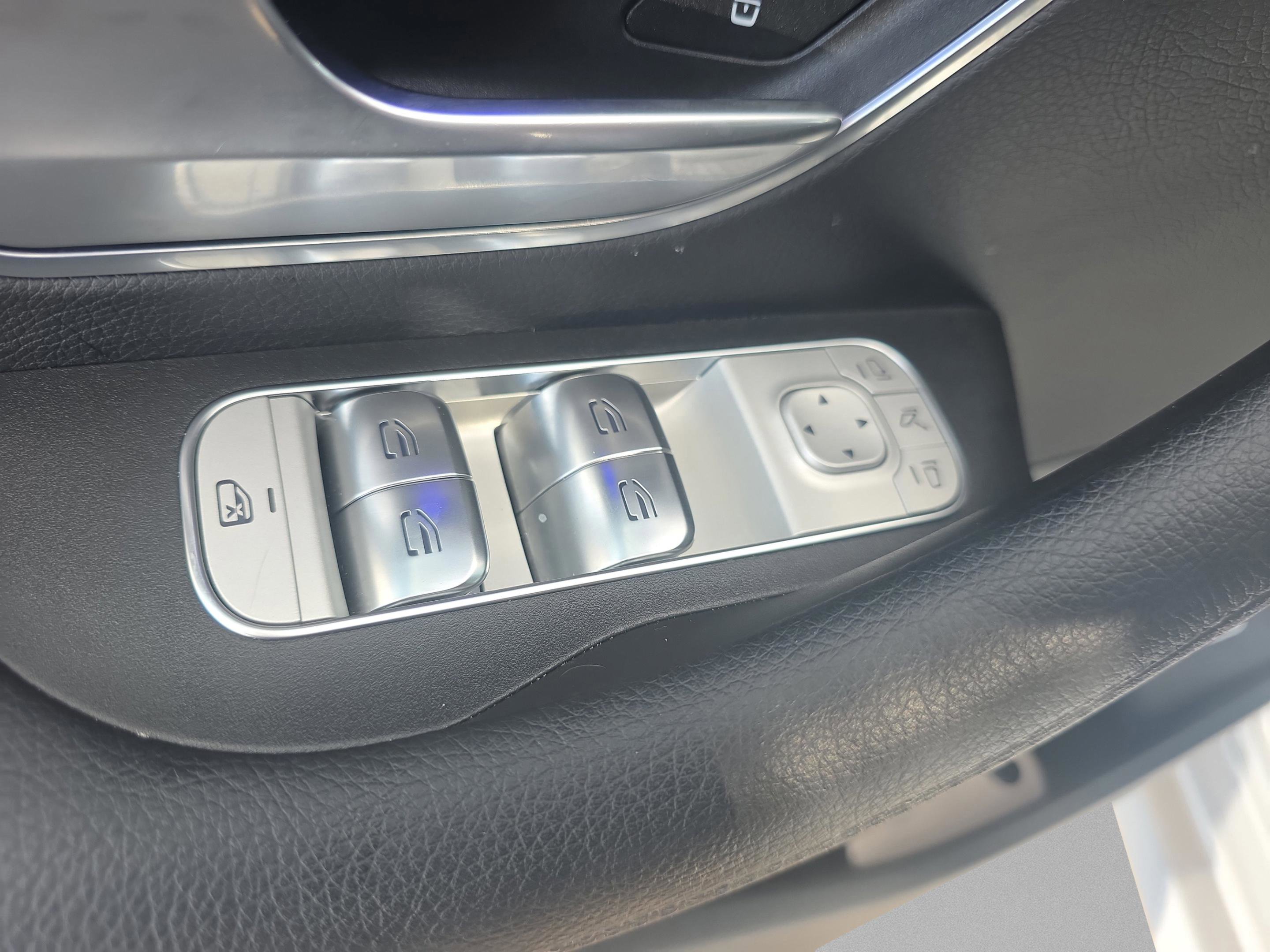 Certified 2025 Mercedes-Benz GLE 580 4MATIC image 20