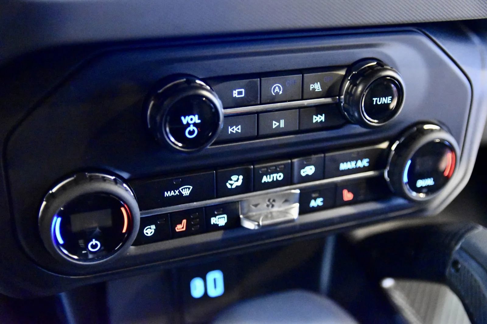 Used 2024 Ford Bronco Raptor w/ Interior Carbon Fiber Pack 6 image 20