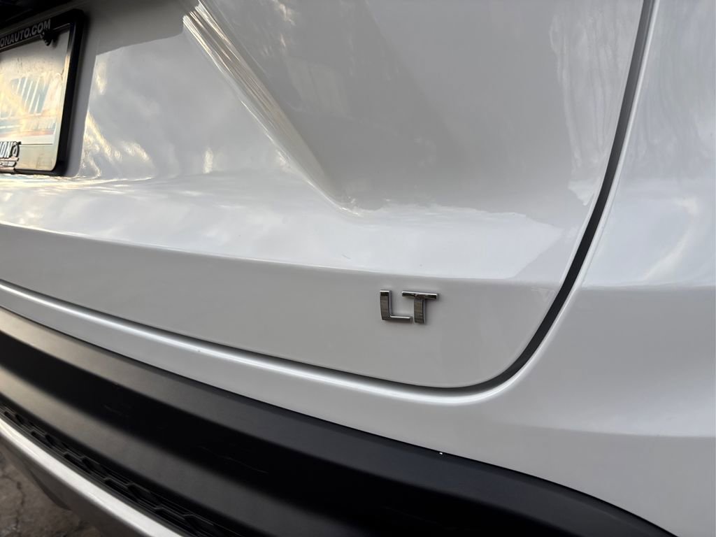 Used 2024 Chevrolet Trax LT w/ Driver Confidence Package image 14