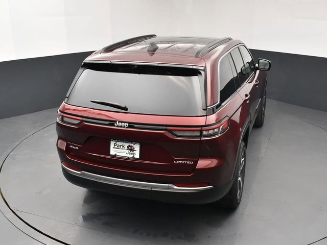 New 2026 Jeep Grand Cherokee Limited w/ Luxury Tech Group II image 17