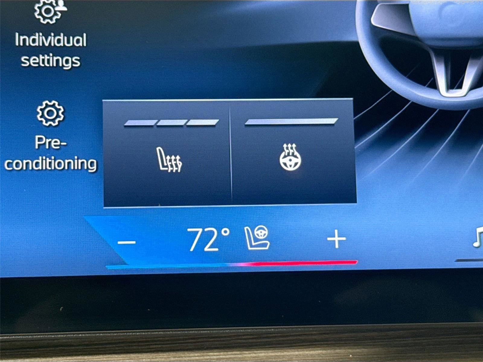 Used 2025 BMW i4 eDrive40 w/ Premium Package image 35