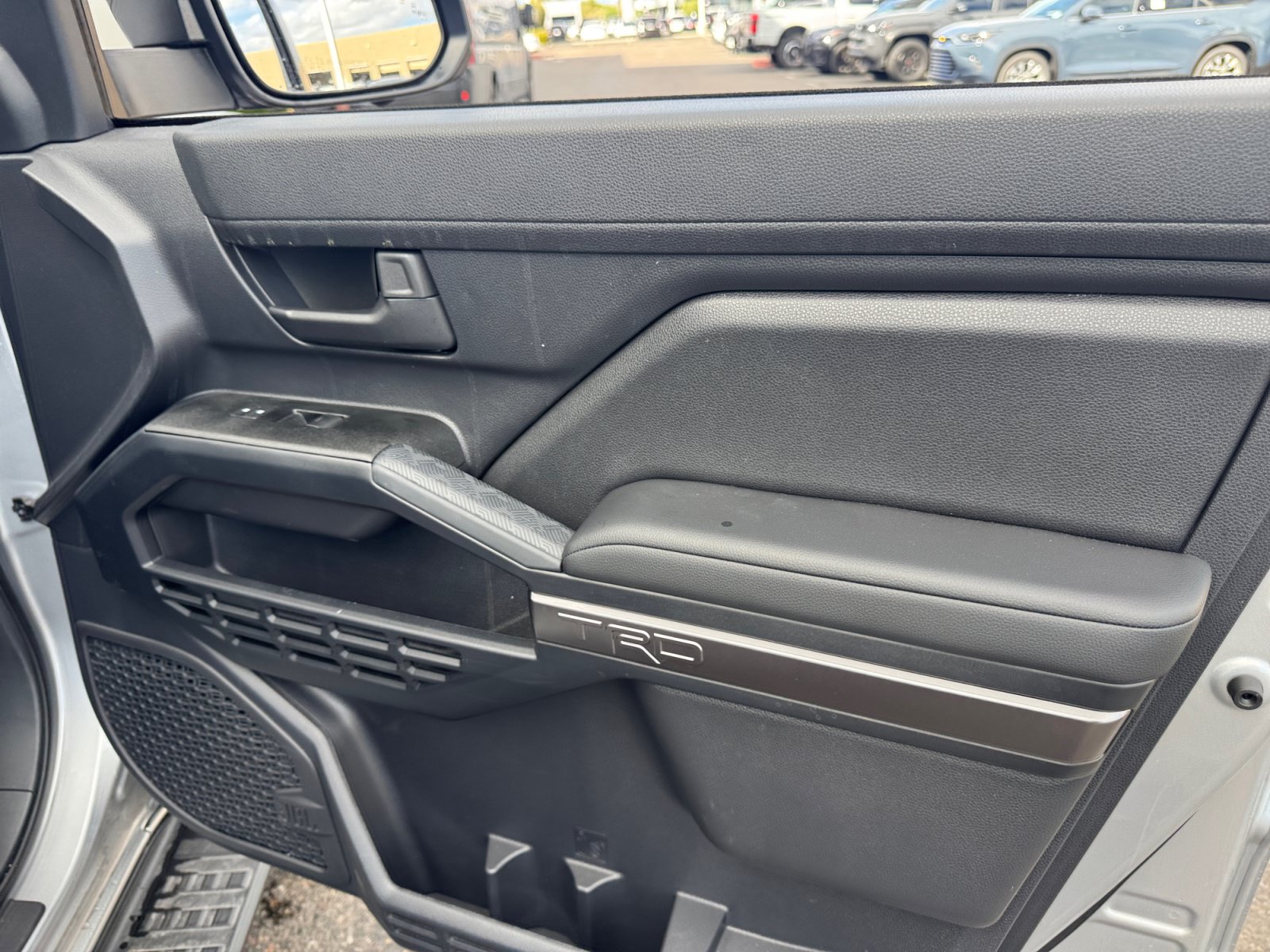 Certified 2026 Toyota 4Runner TRD Off-Road Premium AWD/4WD image 16