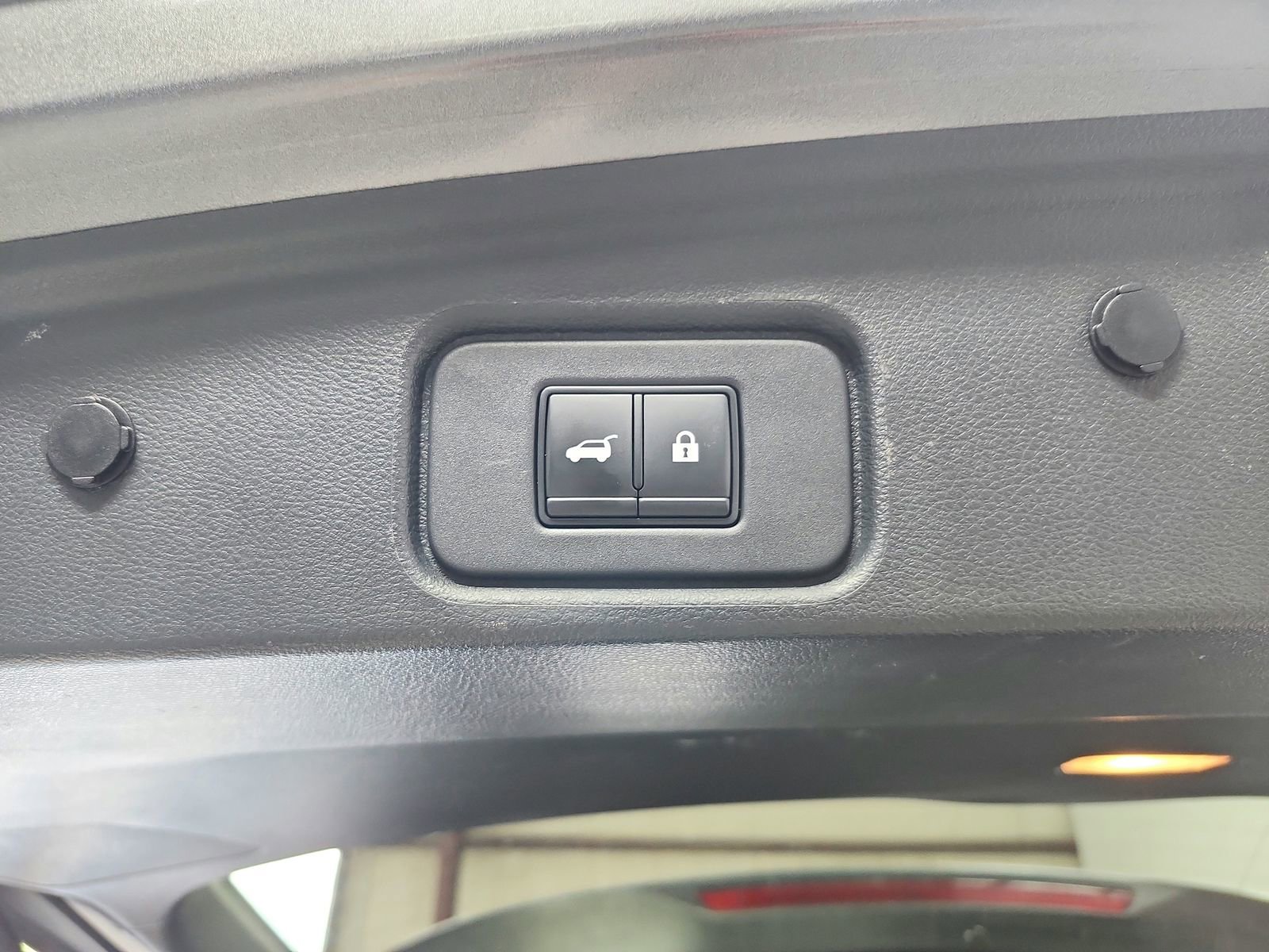 Used 2022 Nissan Pathfinder SL w/ Lighting Package (N92) image 46