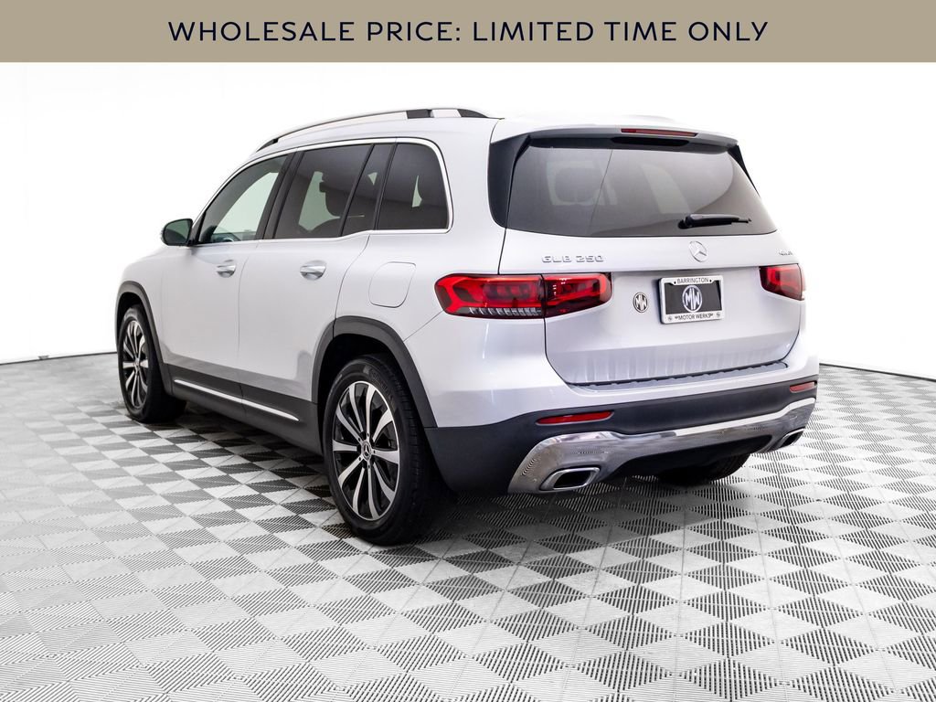 Used 2022 Mercedes-Benz GLB 250 4MATIC image 3