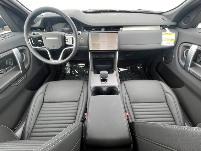 New 2026 Land Rover Discovery Sport Landmark AWD/4WD image 13
