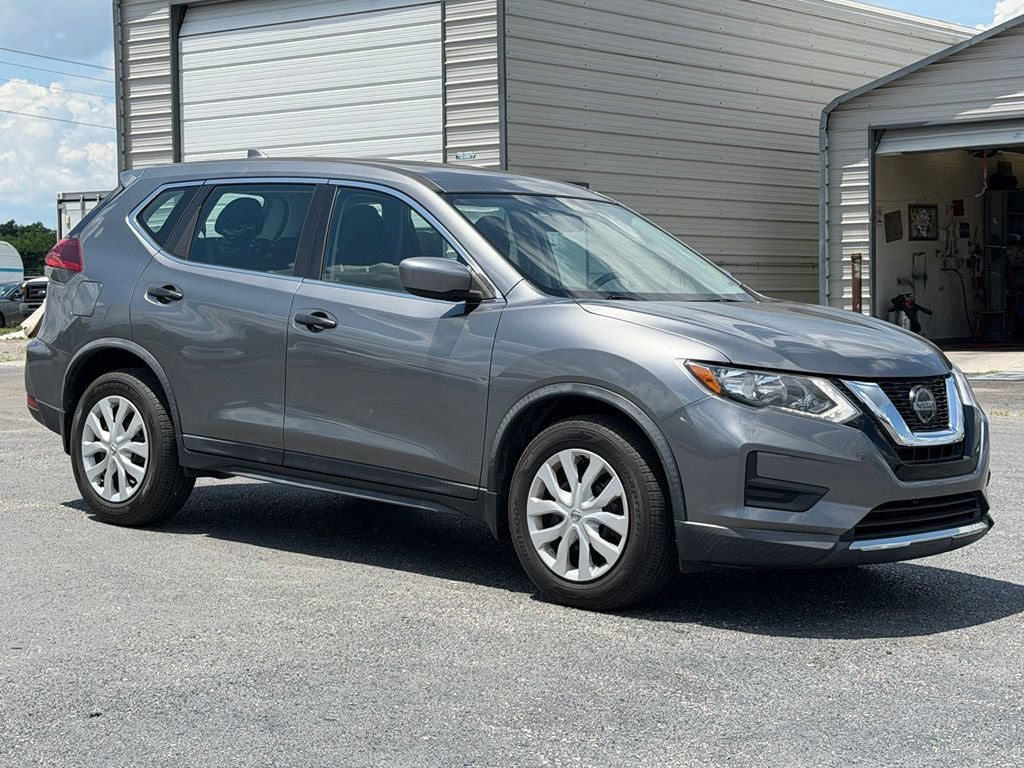 Used 2018 Nissan Rogue S FWD image 11
