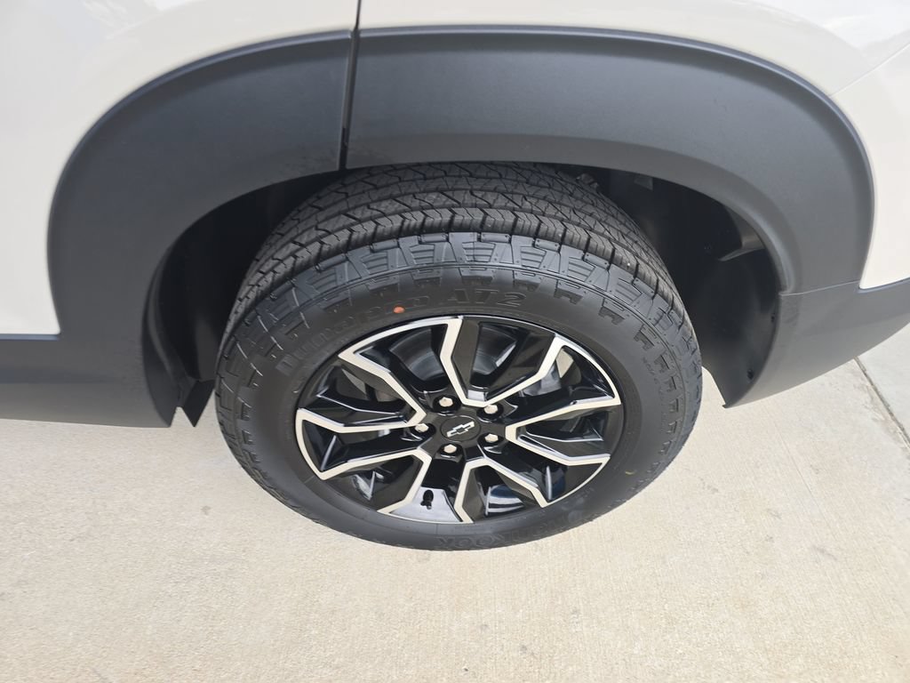 New 2026 Chevrolet TrailBlazer ACTIV w/ Driver Confidence Package FWD image 5