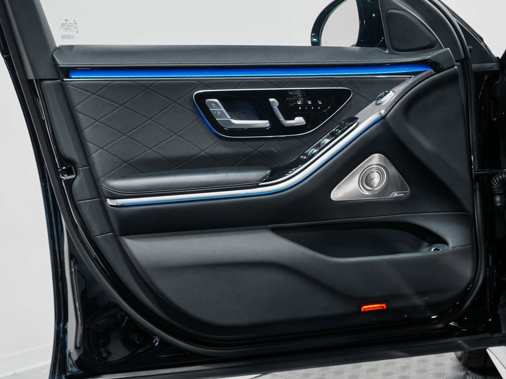 Used 2023 Mercedes-Benz S 580 4MATIC Sedan image 11