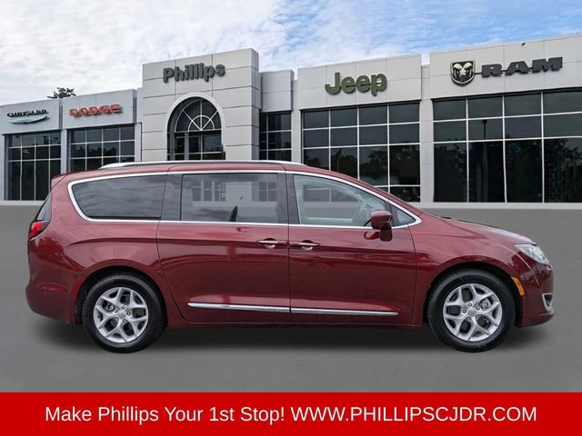 Certified 2019 Chrysler Pacifica Touring-L Plus FWD image 2