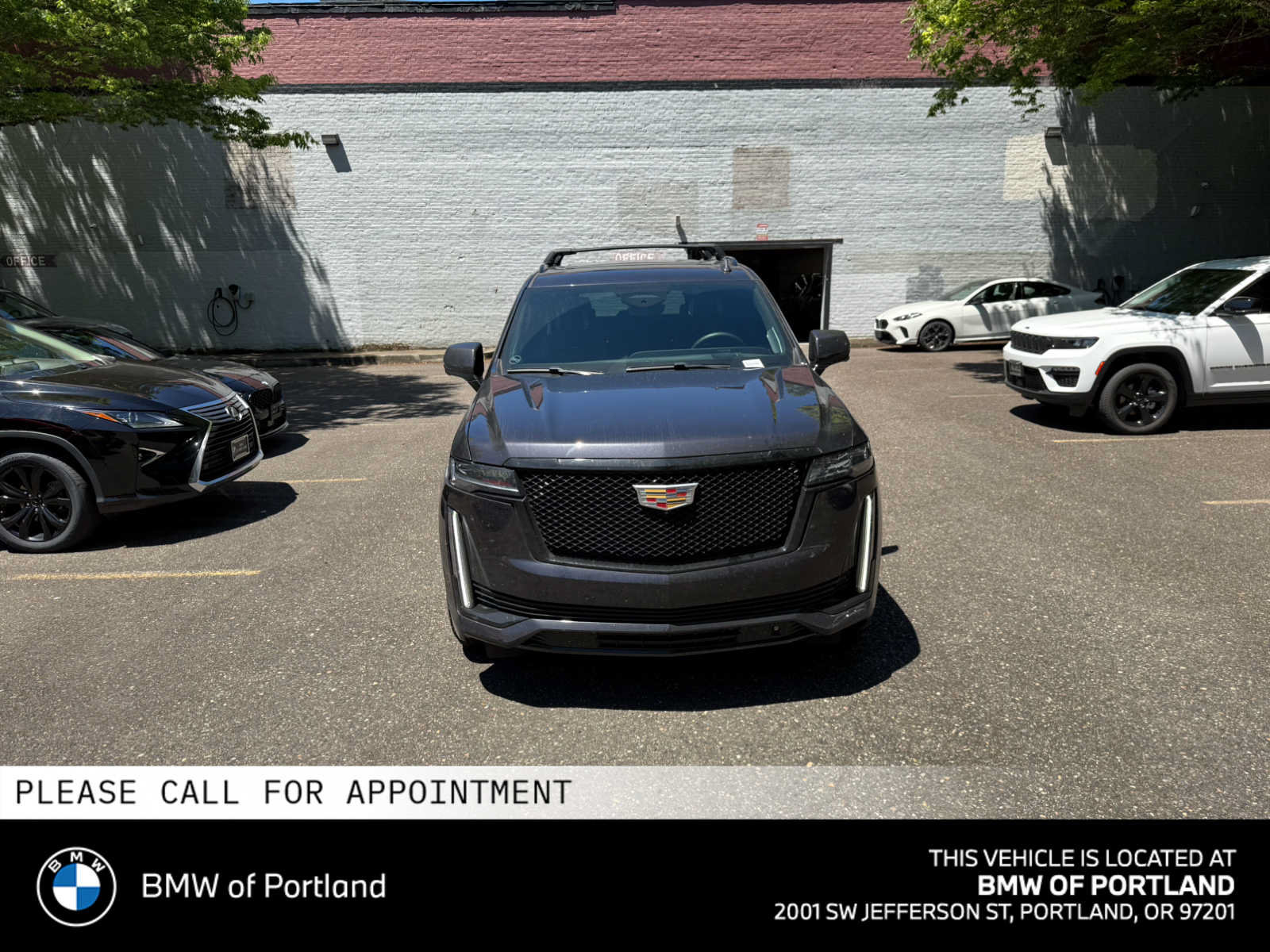 Used 2022 Cadillac Escalade Sport Platinum w/ Heavy-Duty Trailer Package AWD/4WD image 1