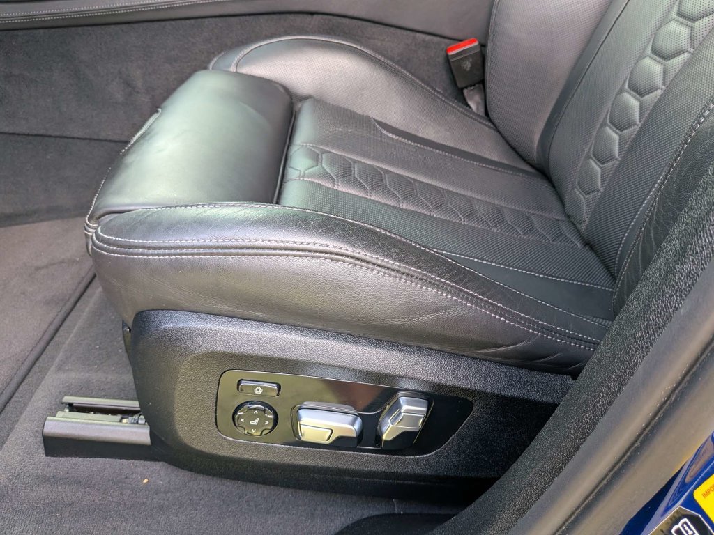 Used 2022 BMW X6 M w/ Competition Package AWD/4WD image 27