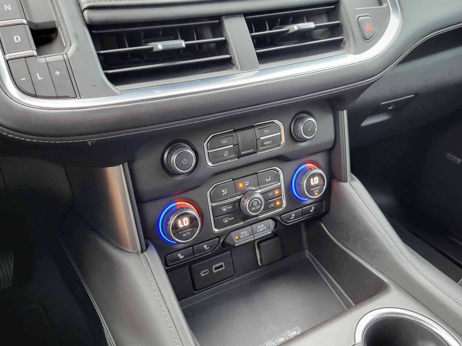 Used 2021 Chevrolet Tahoe LT w/ Rear Media and Nav Package image 29