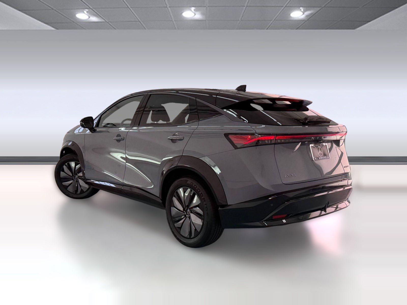 Used 2025 Nissan Ariya AWD image 3