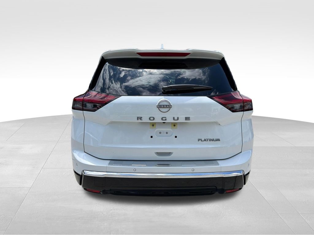 Used 2024 Nissan Rogue Platinum w/ Platinum Premium Package FWD image 11