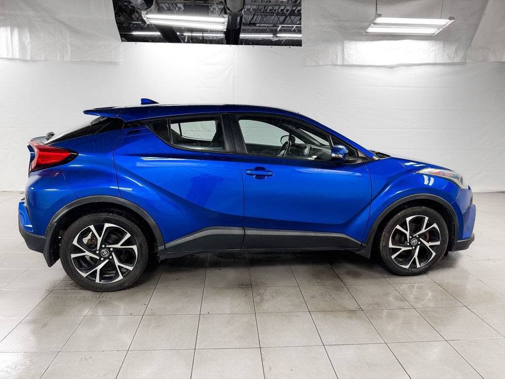 Used 2018 Toyota C-HR XLE FWD image 7