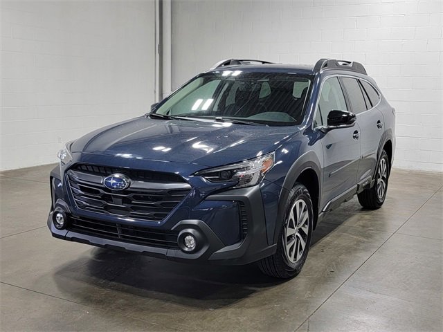 Certified 2025 Subaru Outback Premium image 2