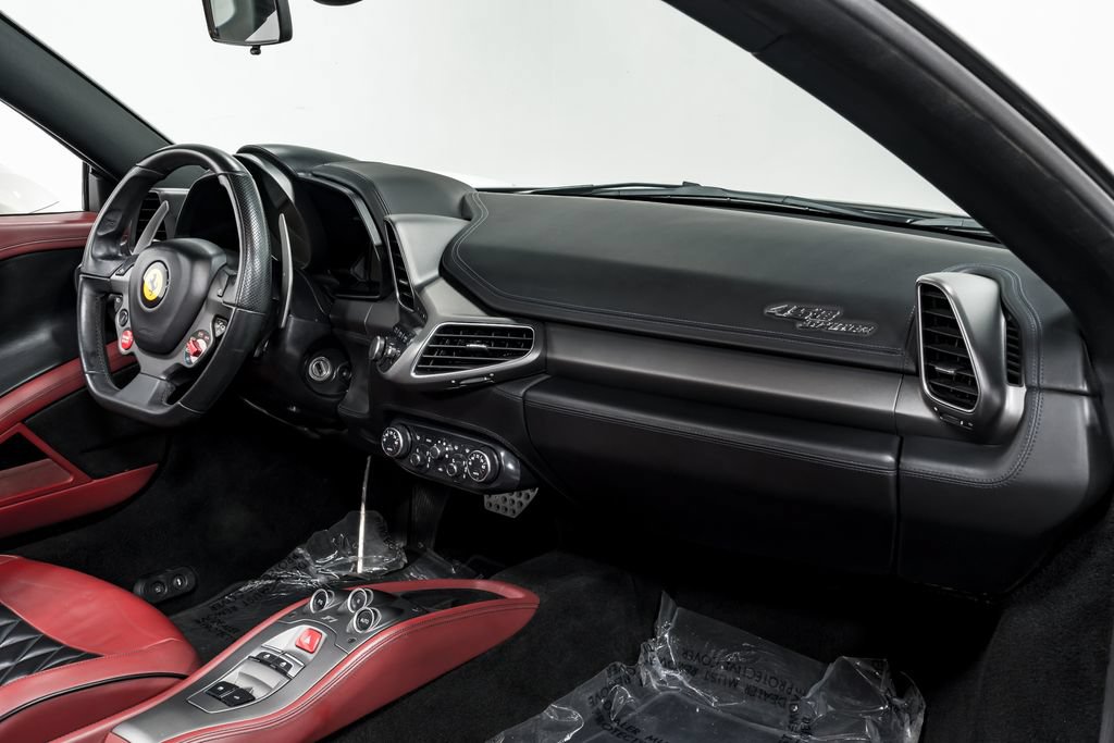 Used 2014 Ferrari 458 Spider RWD image 25