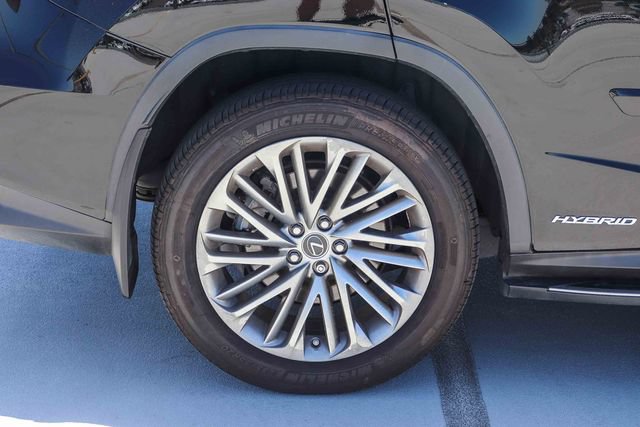 Used 2020 Lexus RX 450h AWD w/ Luxury Package image 9