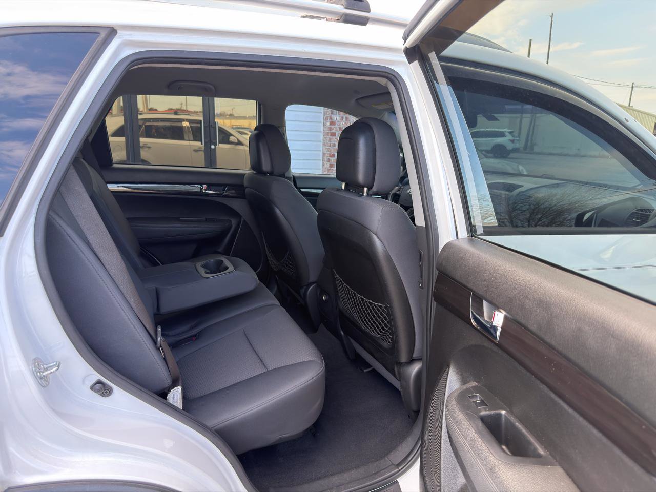 Used 2013 Kia Sorento LX w/ Convenience Pkg image 25