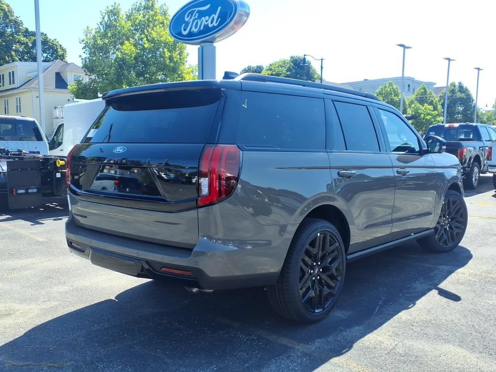 New 2027 Ford Expedition Platinum w/ Stealth Performance Package AWD/4WD image 5