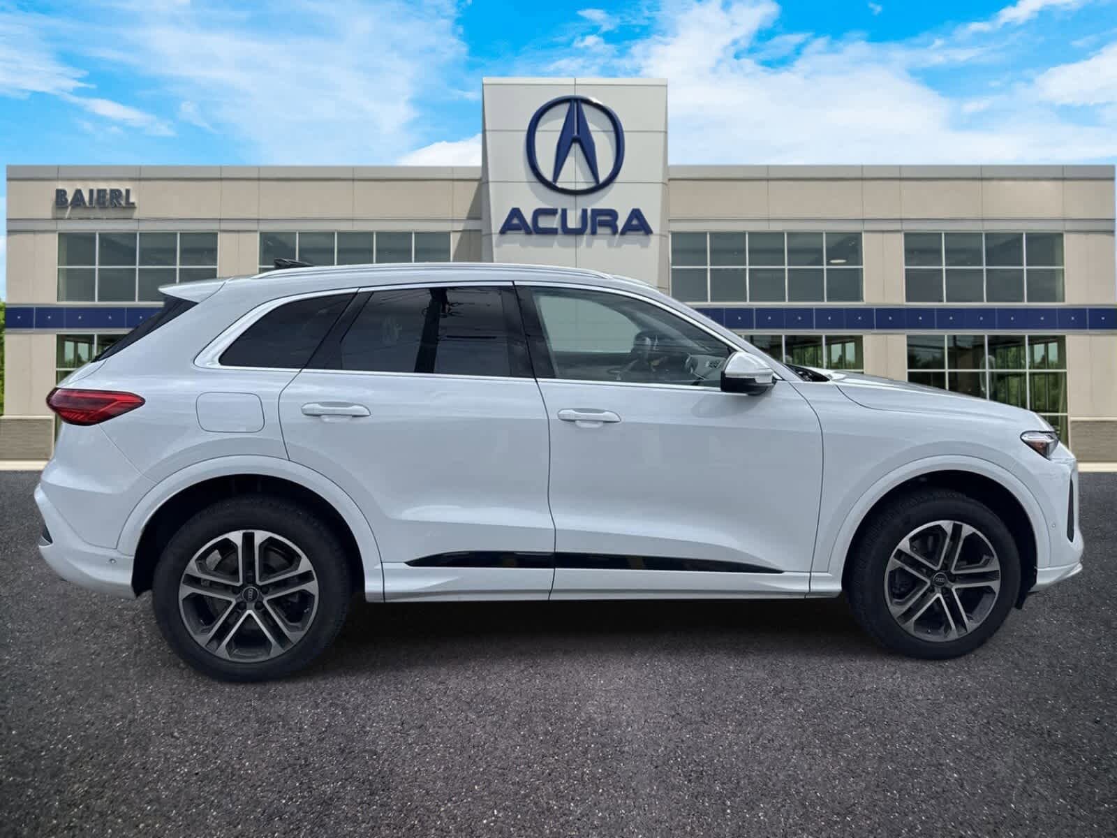 Used 2025 Audi Q5 Premium Plus image 6