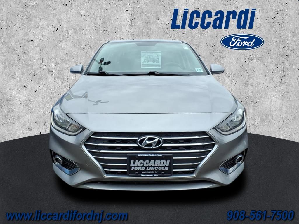 Used 2022 Hyundai Accent SEL image 2