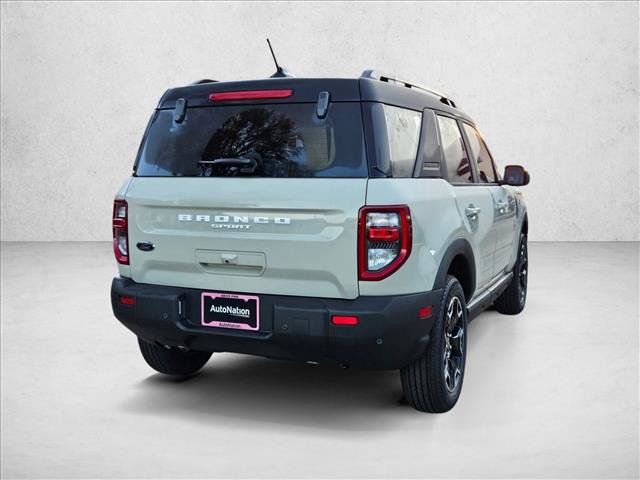 New 2025 Ford Bronco Sport Outer Banks image 2