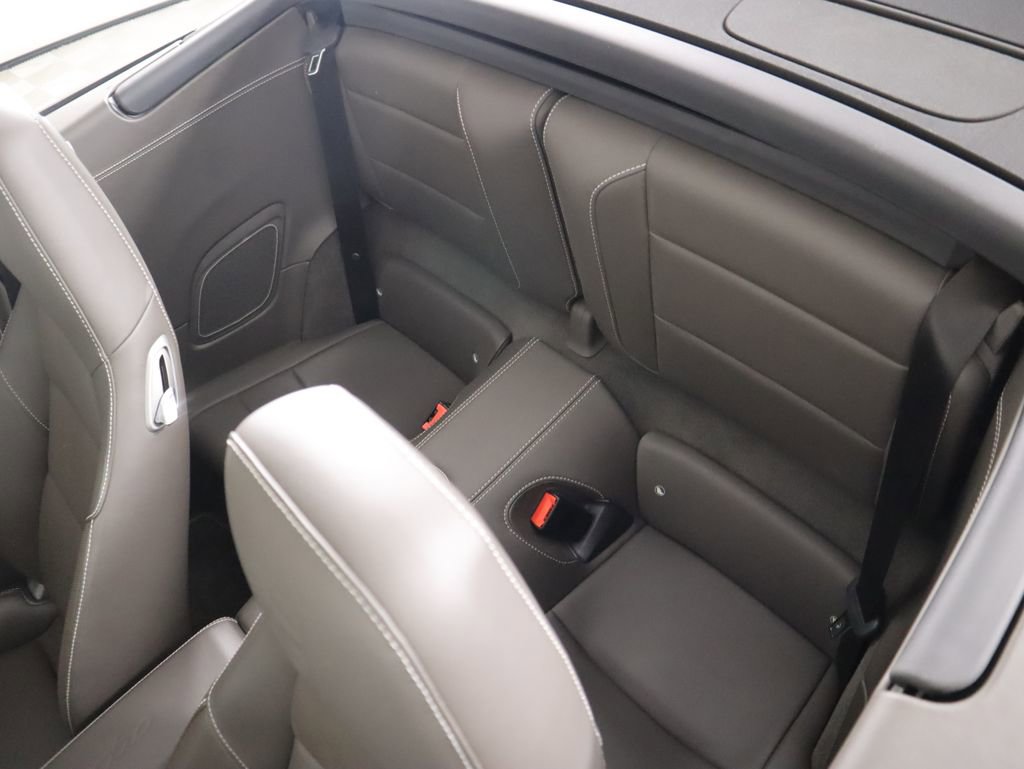 Used 2017 Porsche 911 Turbo image 28