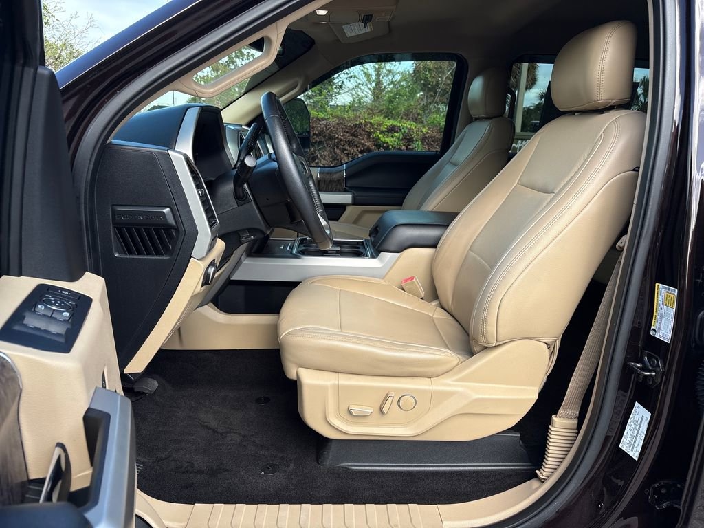 Certified 2018 Ford F250 Lariat w/ Chrome Package image 30