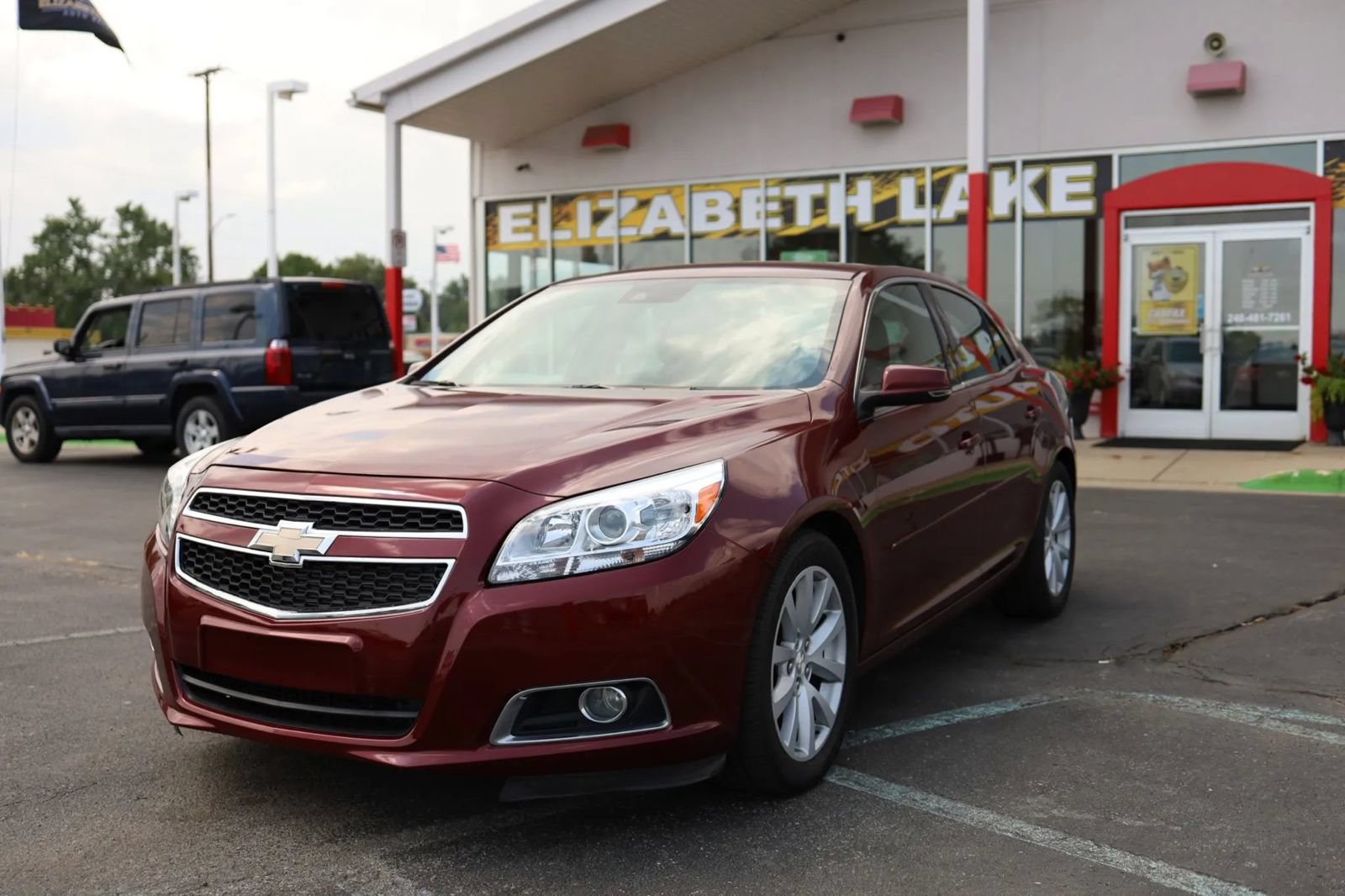 Used 2015 Chevrolet Malibu LT w/ Leather Package FWD image 1